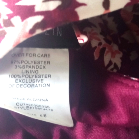 Floral Halter Dress - Picture 6 of 7